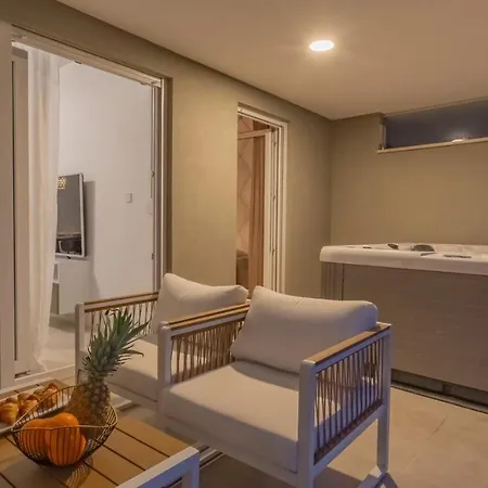 Looxor Znjan Apartment Split