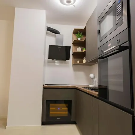 Apartment Looxor Znjan *