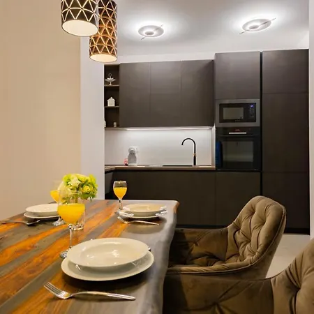 Looxor Znjan Apartment Split
