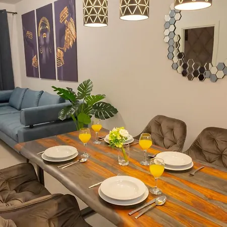 Looxor Znjan Apartment Split